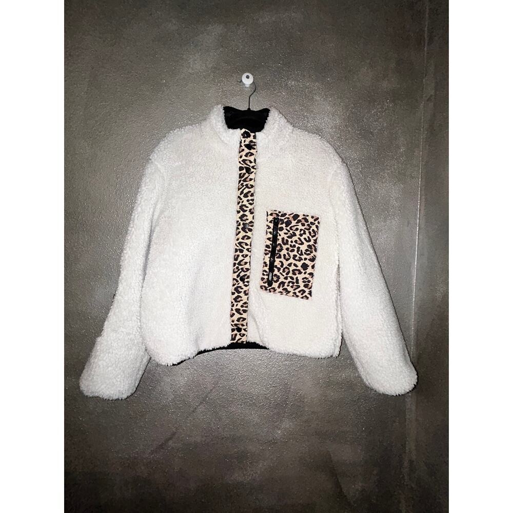 Rails Dean Preppy Mob Wife Sporty Comfy Fuzzy Ivory Leaprd Print Jacket